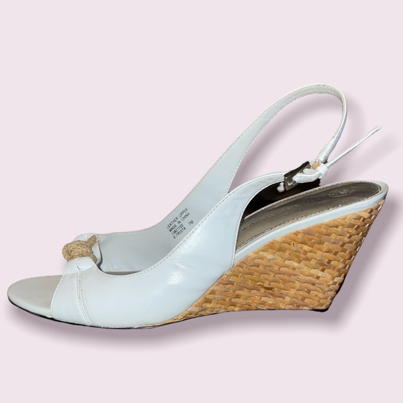 Etienne Aigner leather wedges - Picture 3 of 8